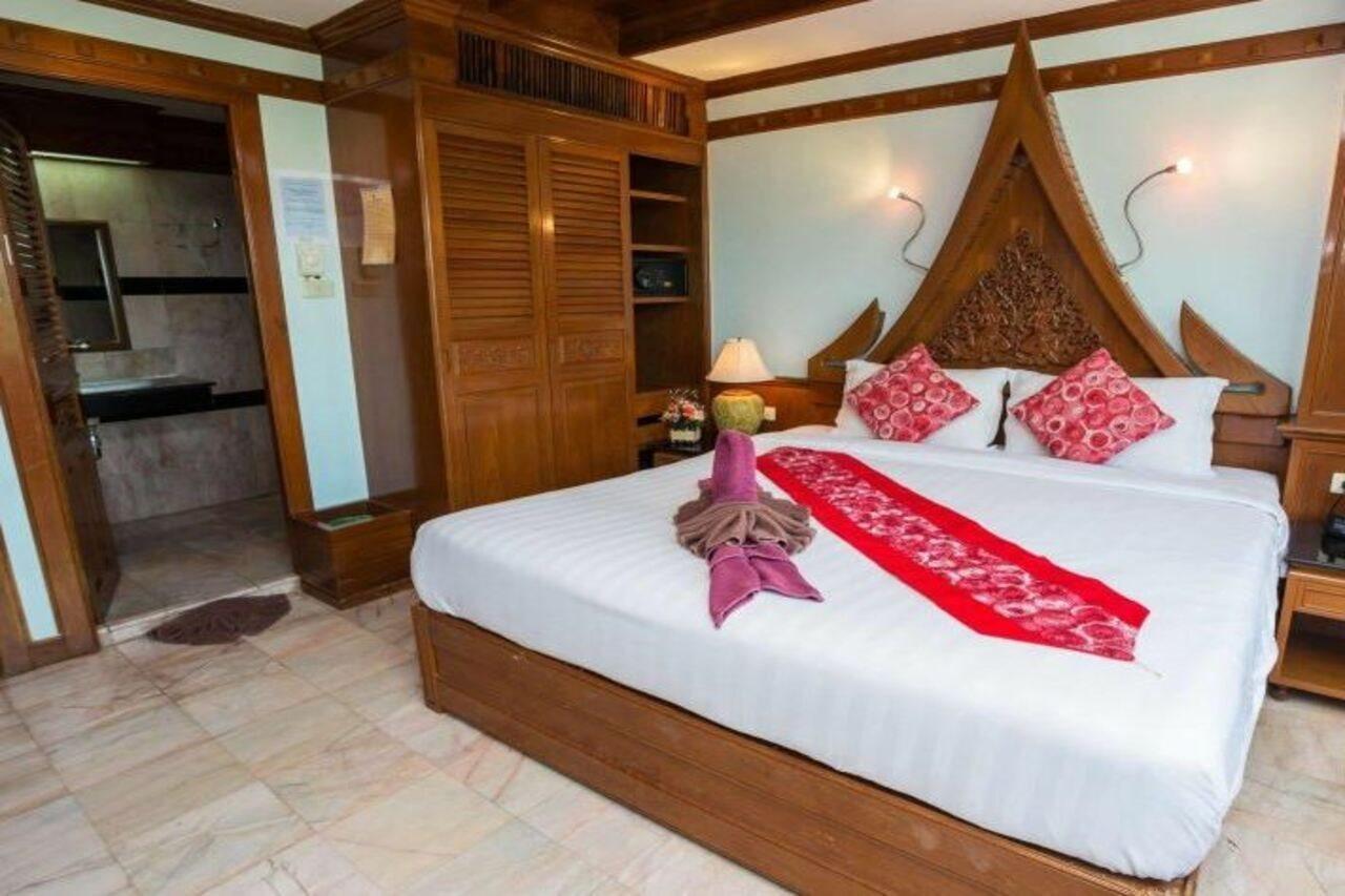 Patong Beach Bed And Breakfast Extérieur photo